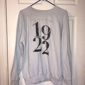 Hollister sweater
